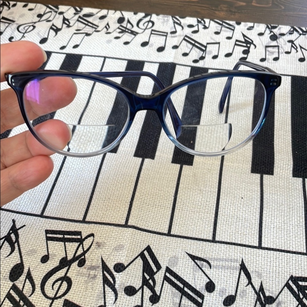 Gucci Blue Gradient Glasses GG05500 Fox